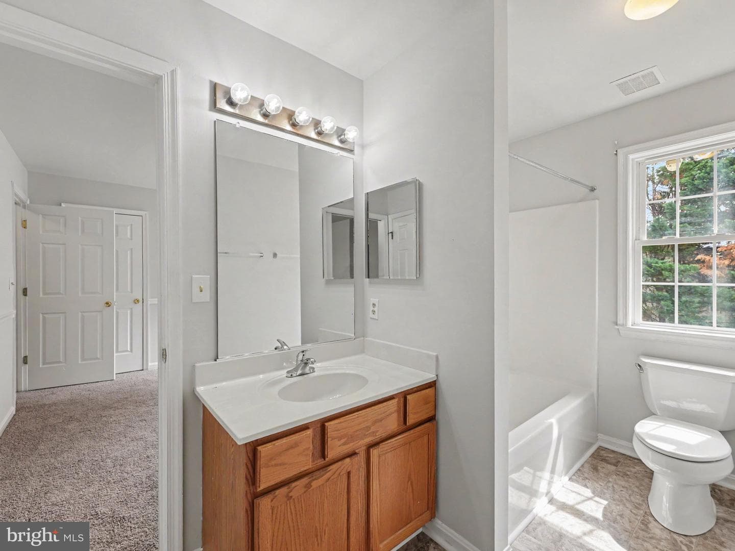 11402 Silverleaf Lane photo 16