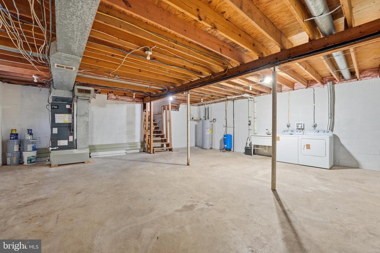 7607 Nyland Road photo 43