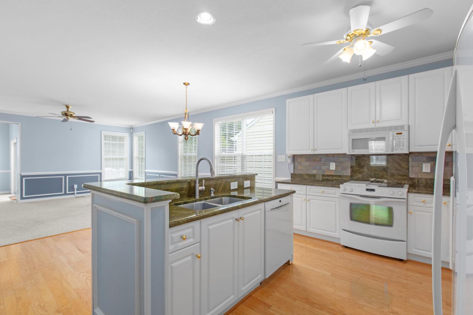 11703 Legacy Woods Drive photo 9