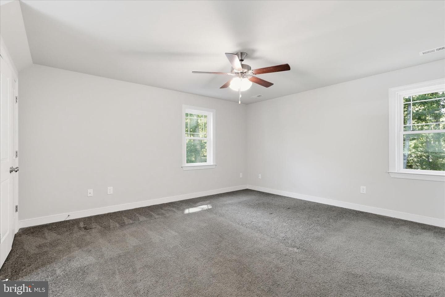 5222 Calvert Court photo 24