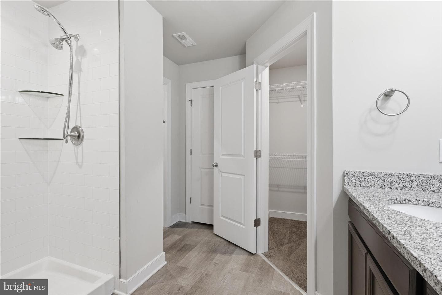 5222 Calvert Court photo 30