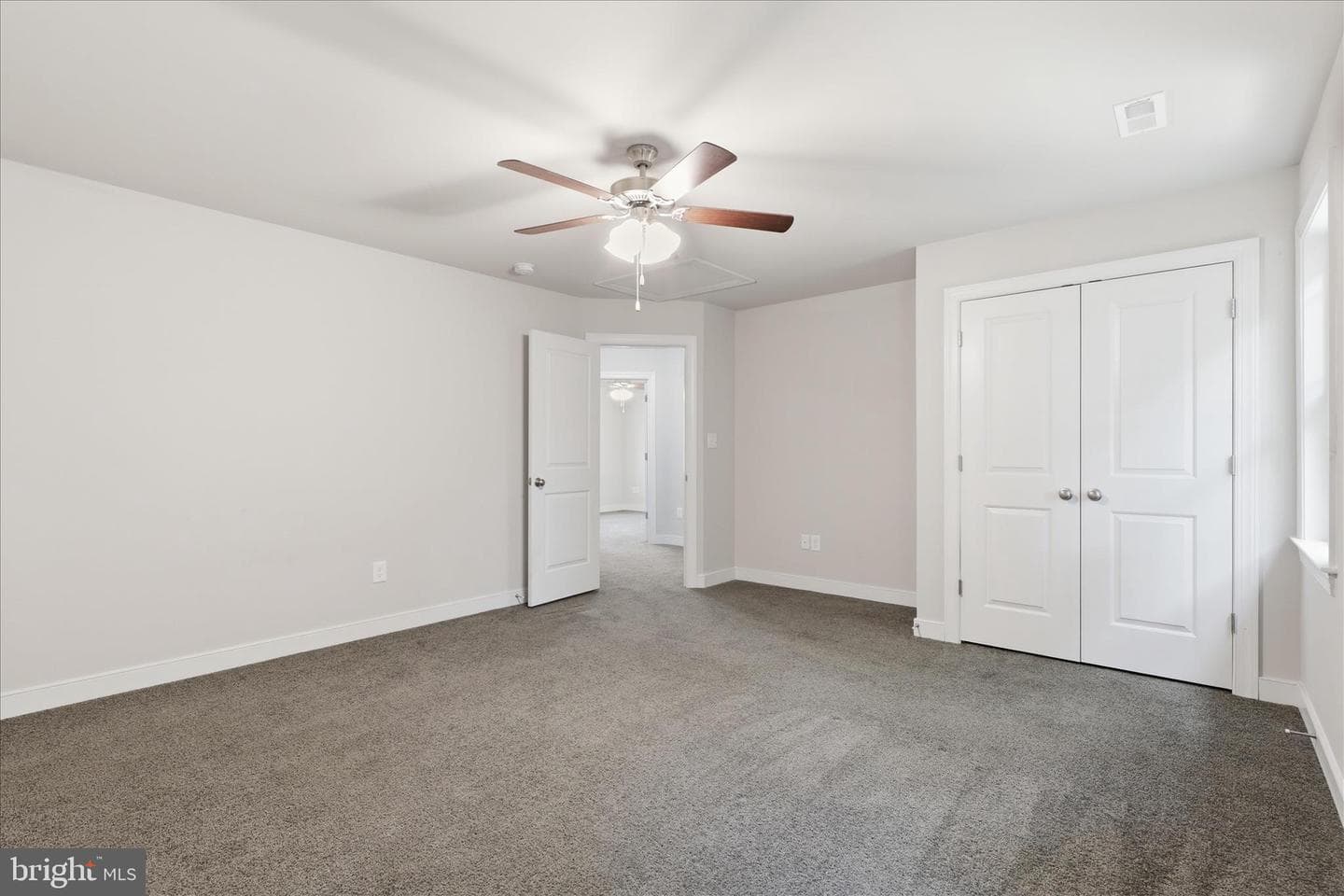 5222 Calvert Court photo 34