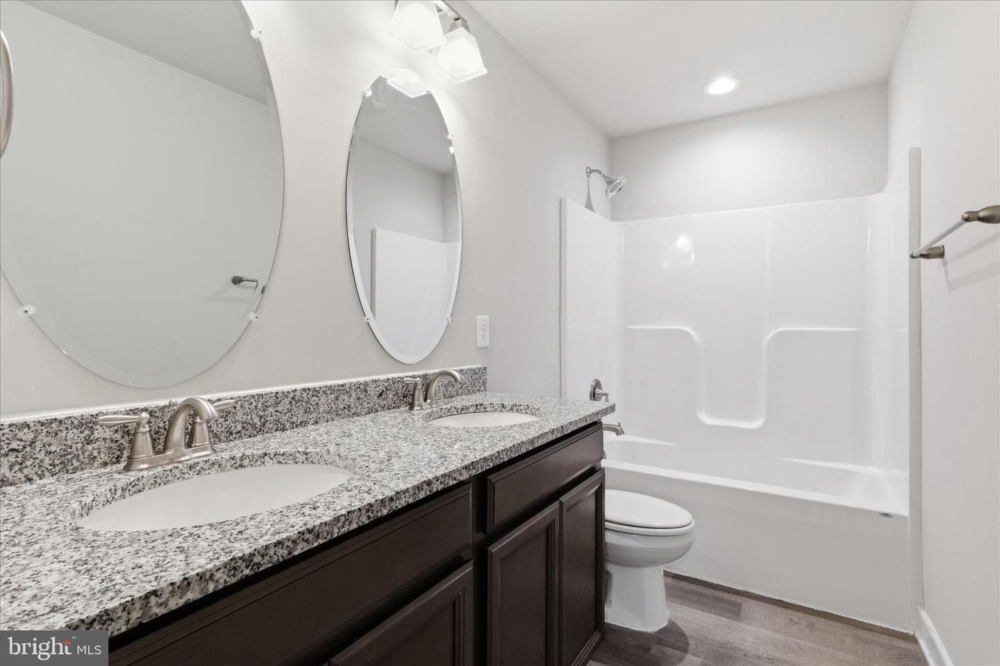 5222 Calvert Court photo 37