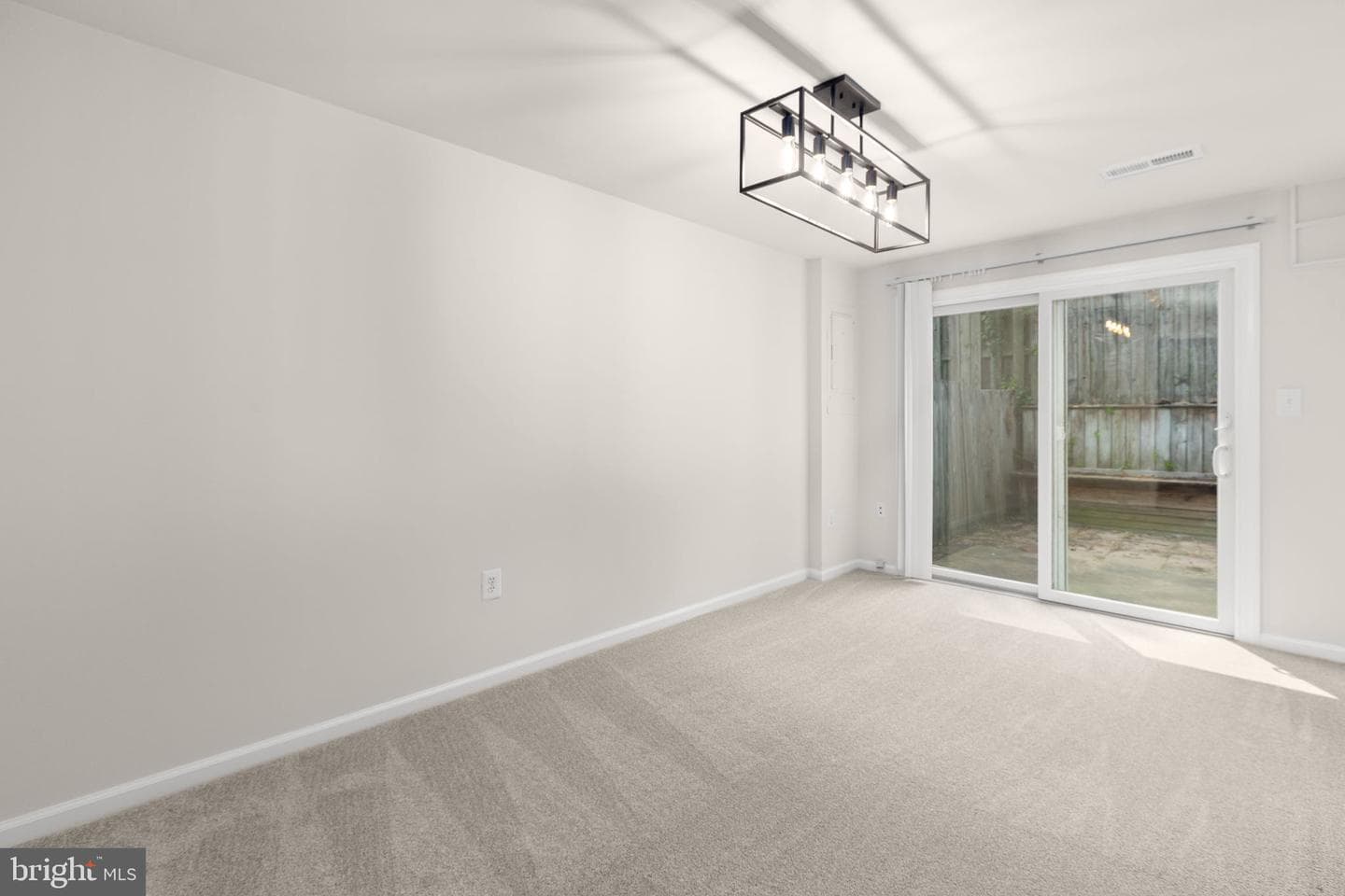 2211 Hamway Drive photo 10