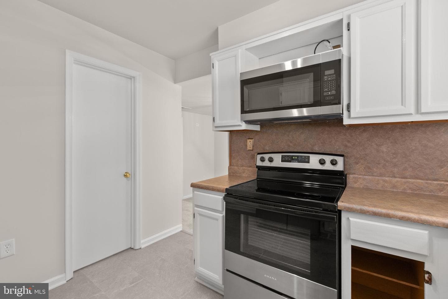 2211 Hamway Drive photo 15
