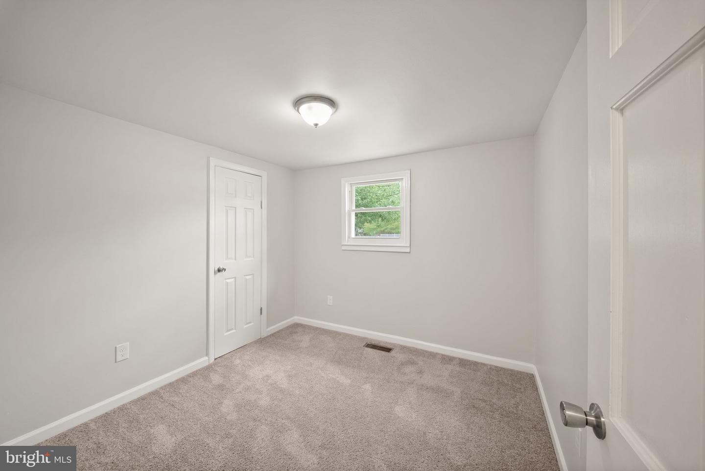 123 Southgate Avenue photo 16
