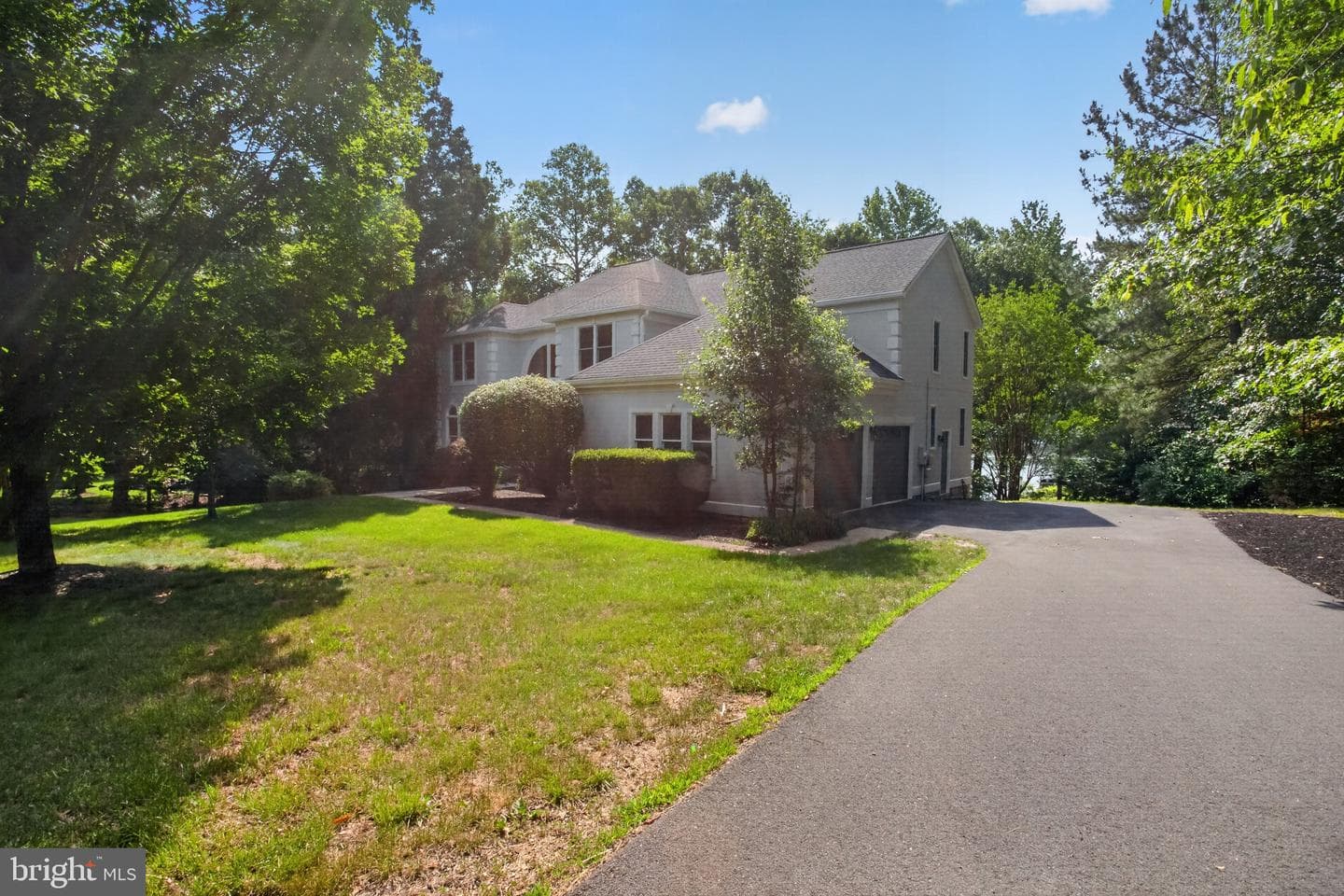 10712 Perrin Circle photo 3