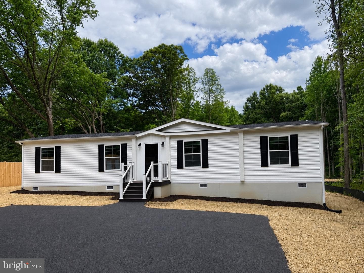 12032 Belfonte Road photo 1