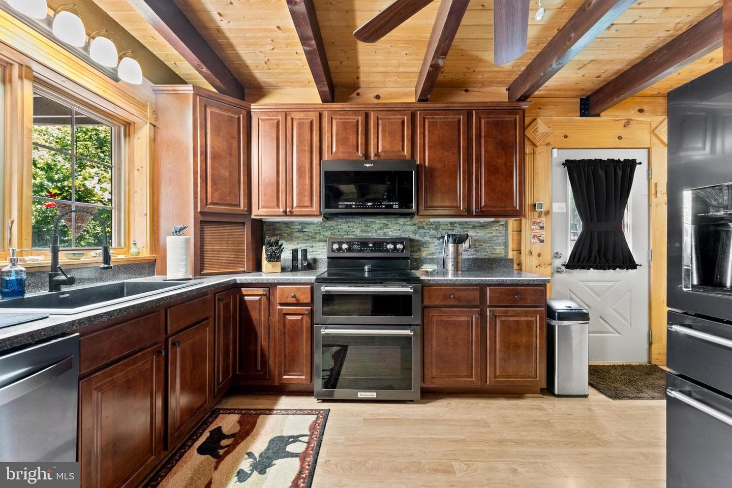 16020 Carrington Court photo 24