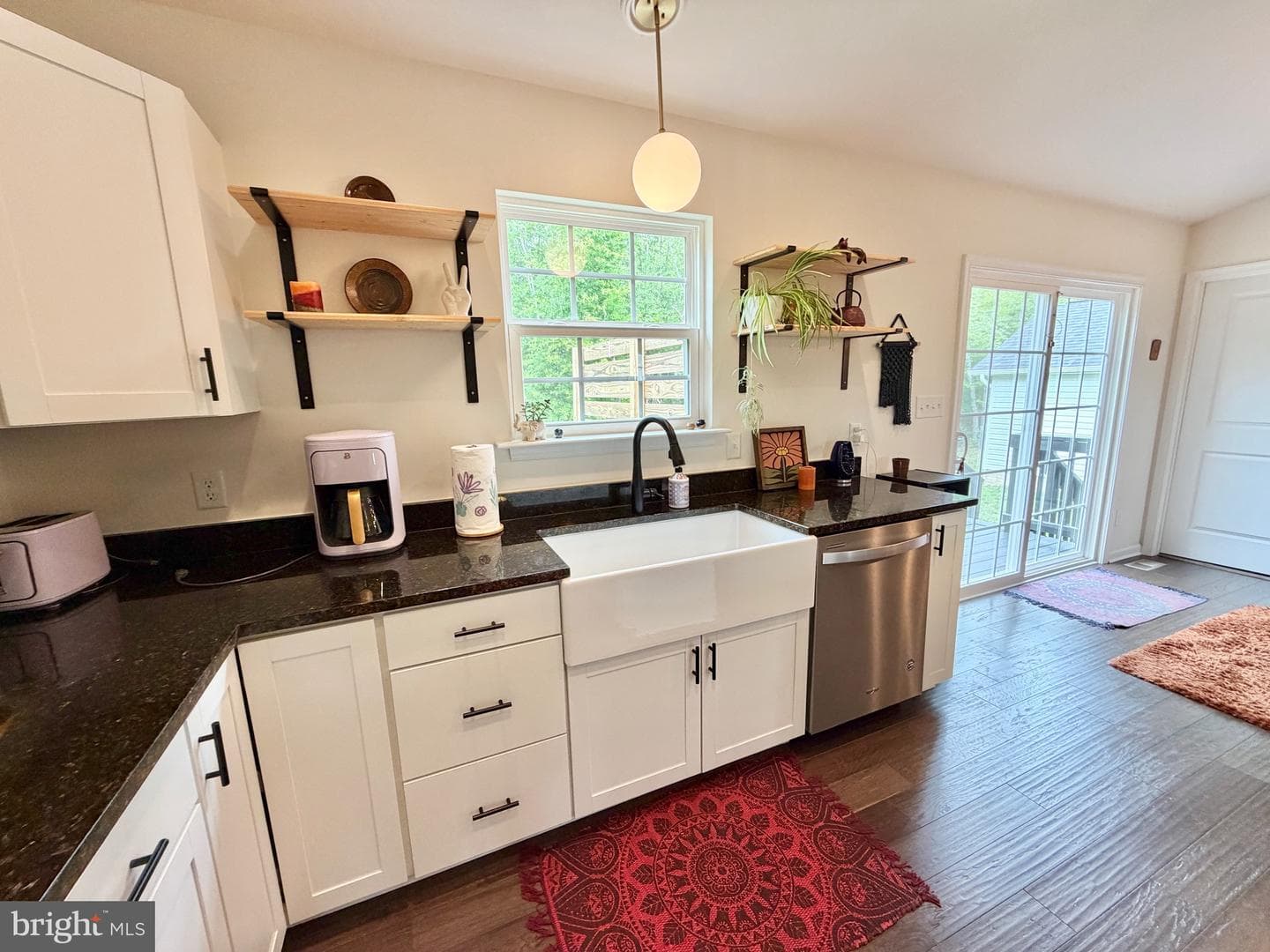 9807 Robert E Lee Drive photo 10