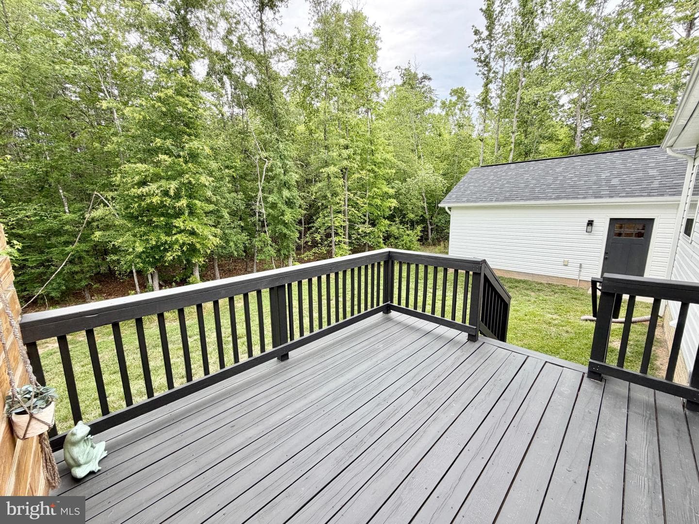 9807 Robert E Lee Drive photo 32