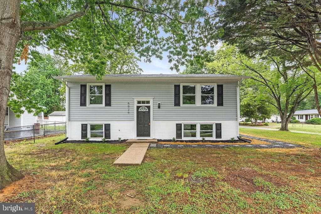 6029 Massaponax Drive photo 1