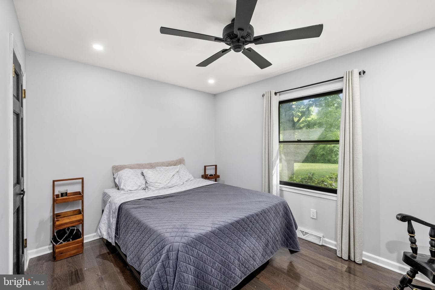 7501 Hunters Lodge Drive photo 18