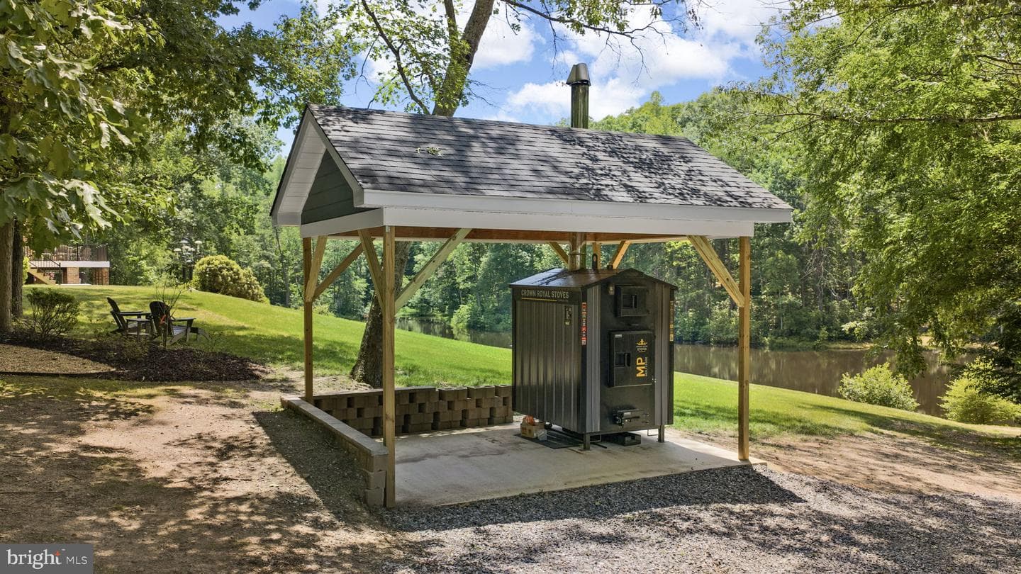 7409 River Road photo 124