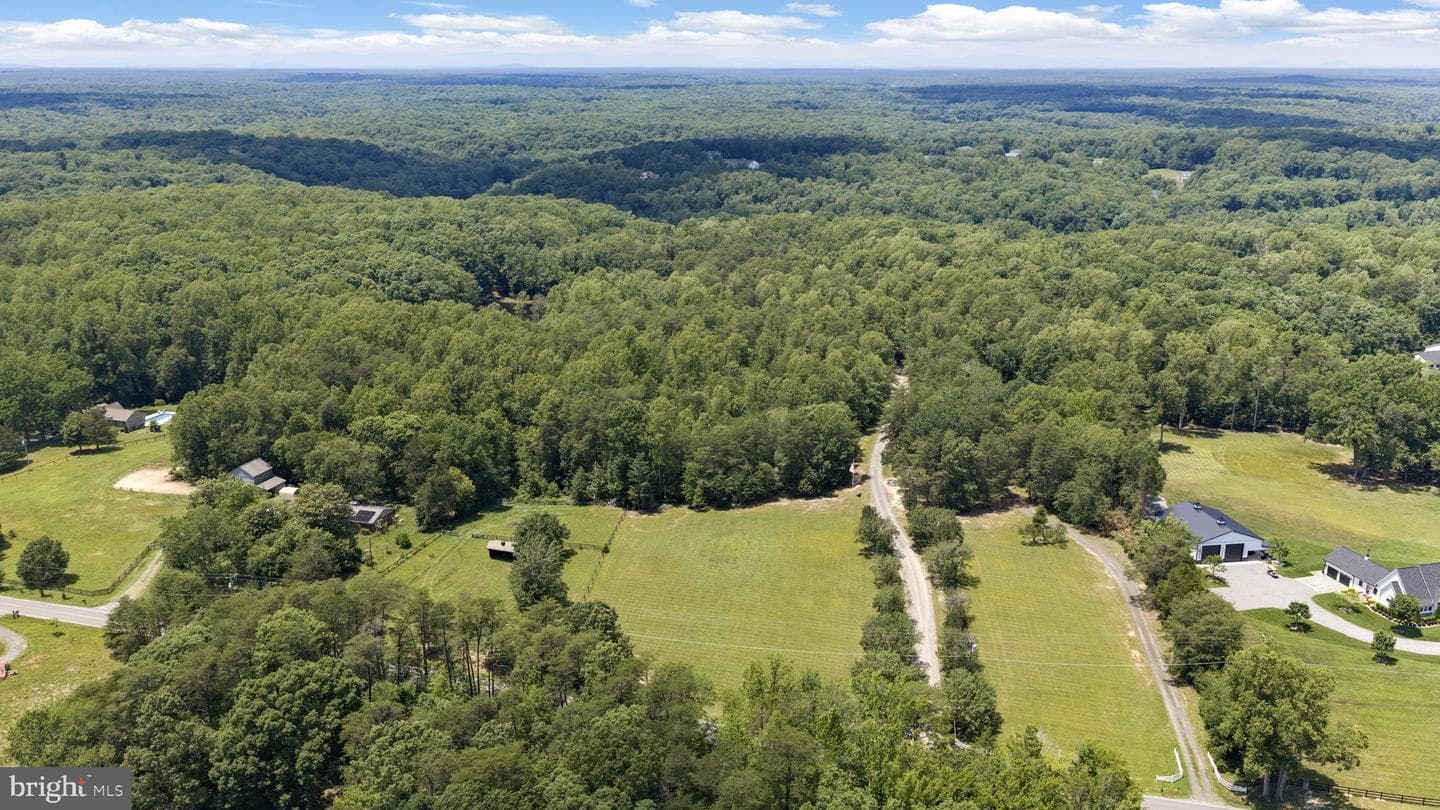 7409 River Road photo 131