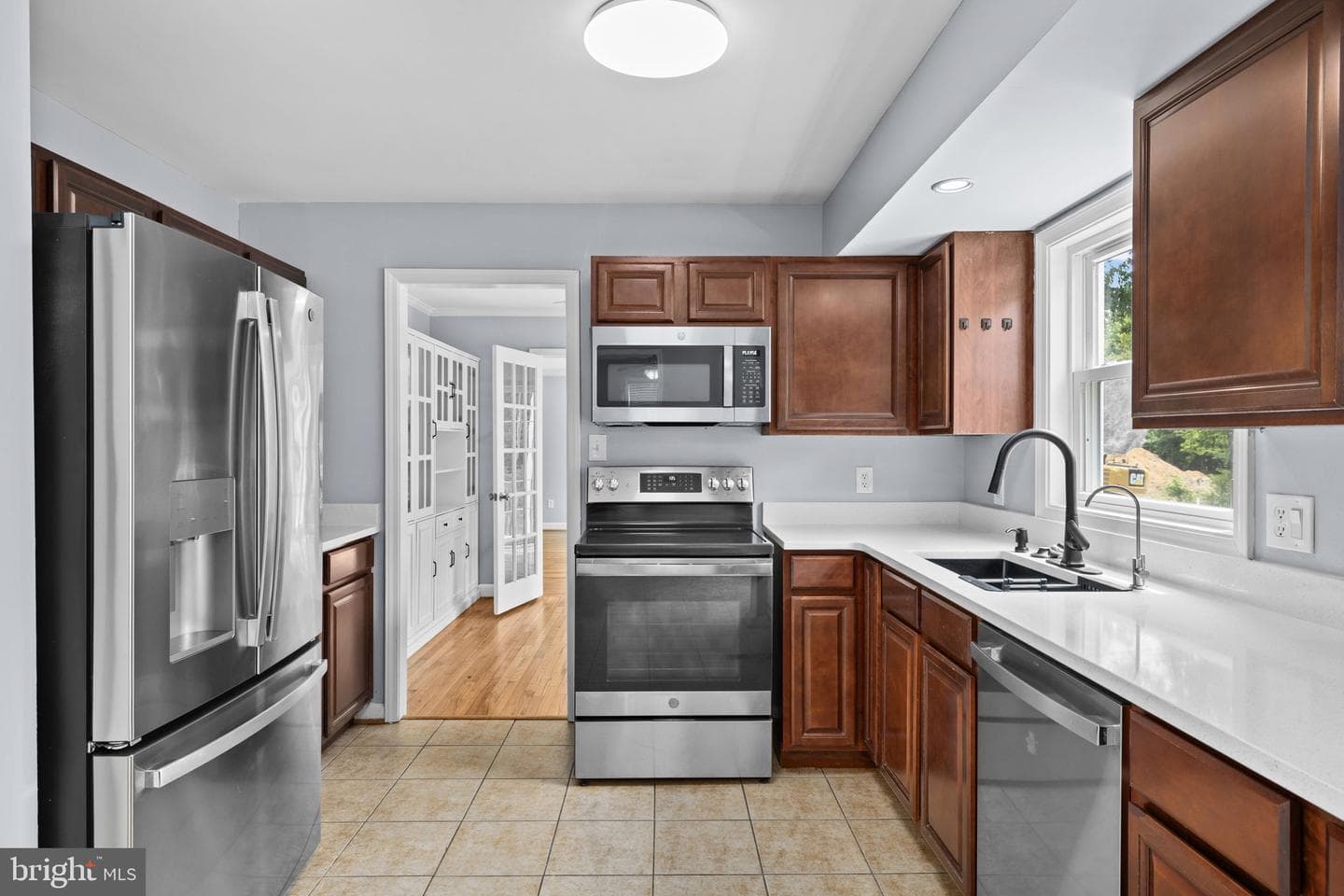 10329 Gordon Road photo 10