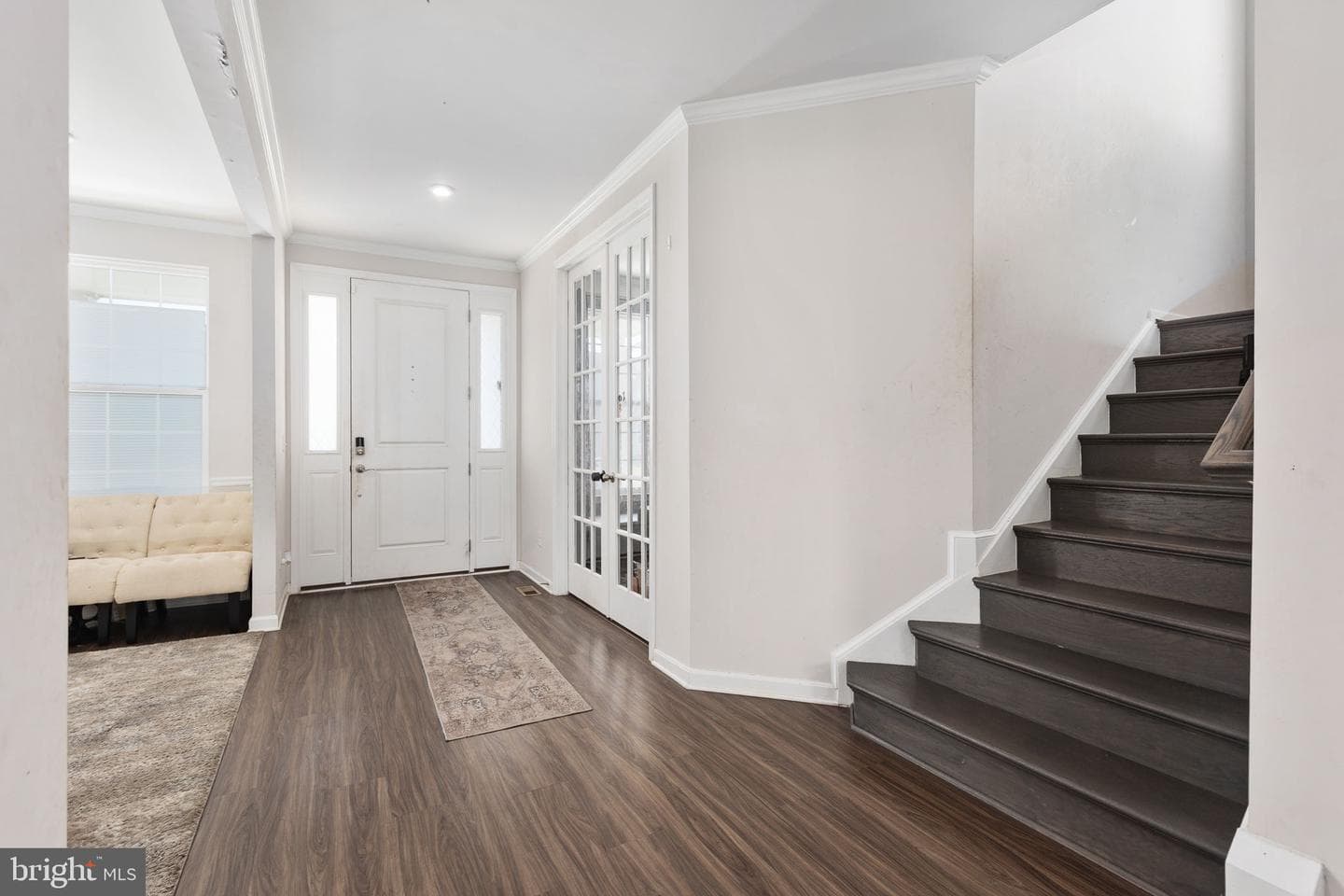 10052 Premier Street photo 9