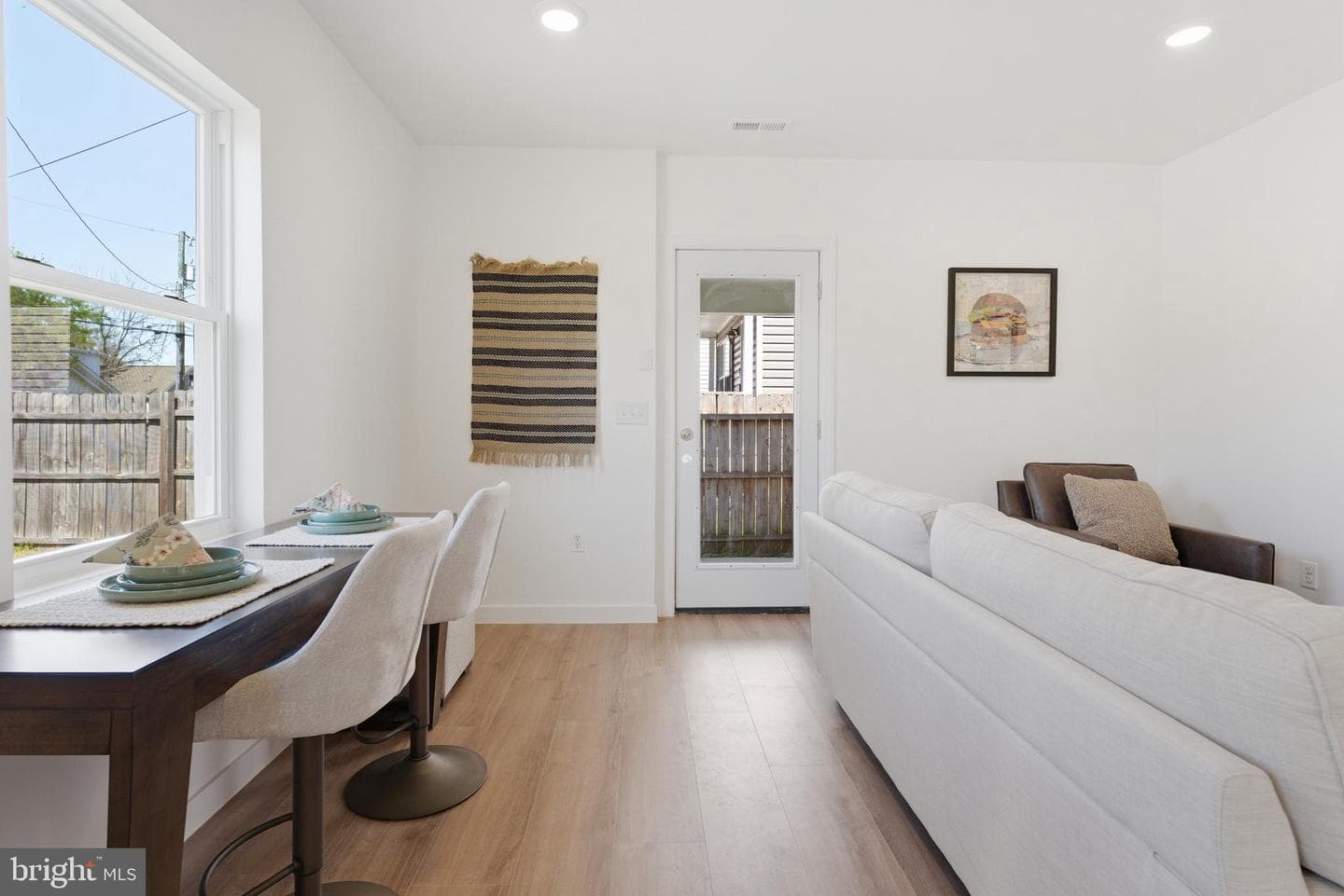 179 Mansfield Street photo 15