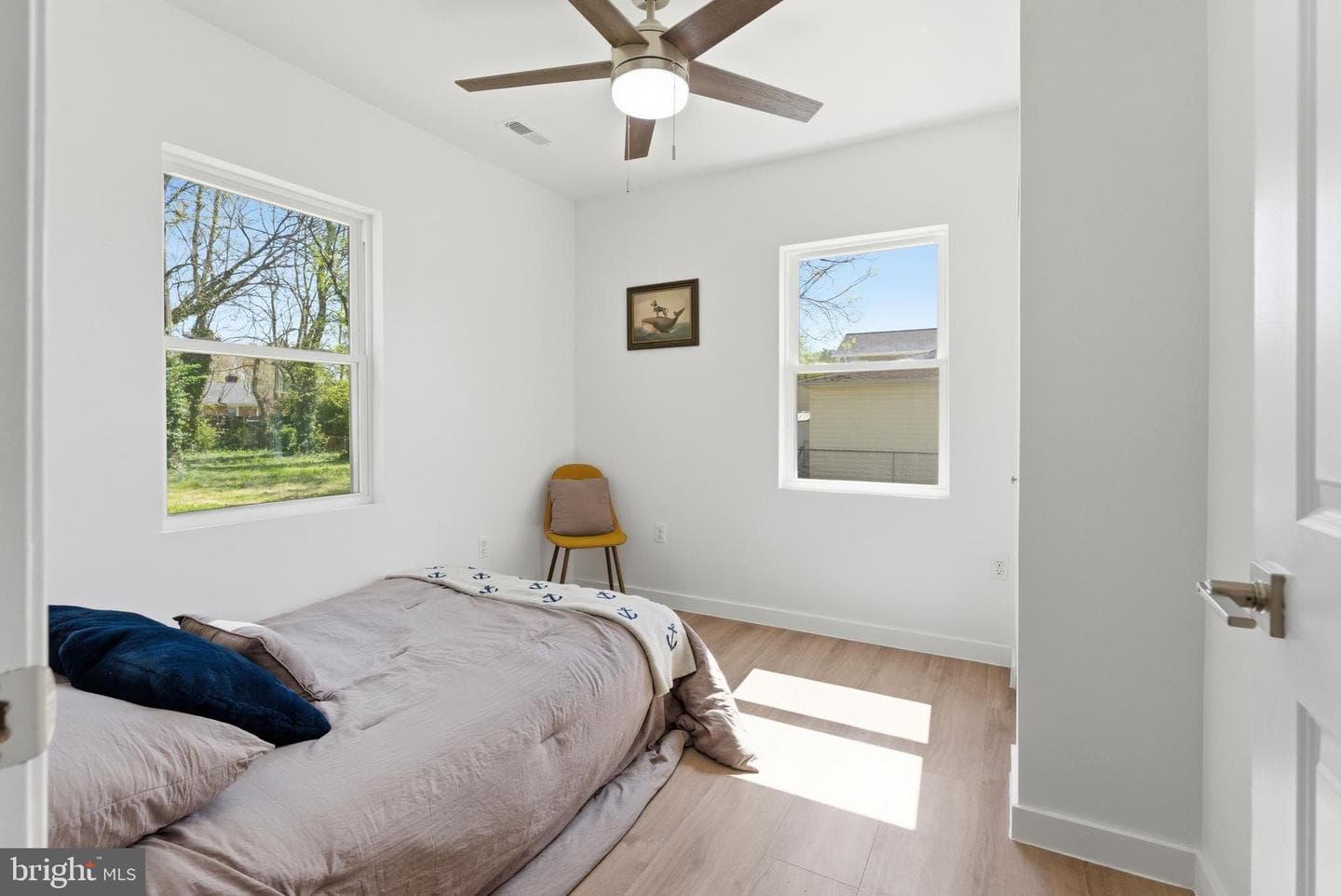 179 Mansfield Street photo 37