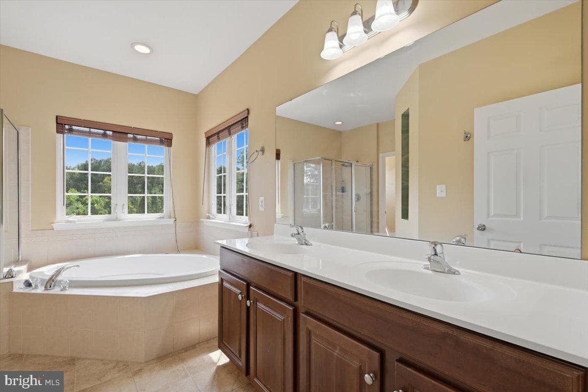 5108 Sewells Pointe Drive photo 14