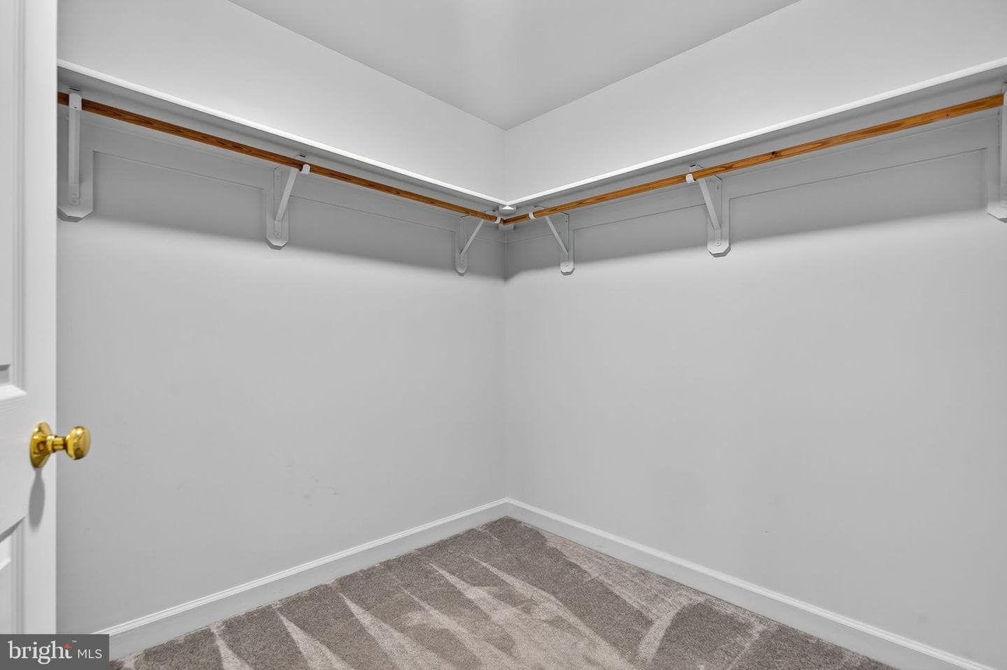 124 Fawn Hills Drive photo 31