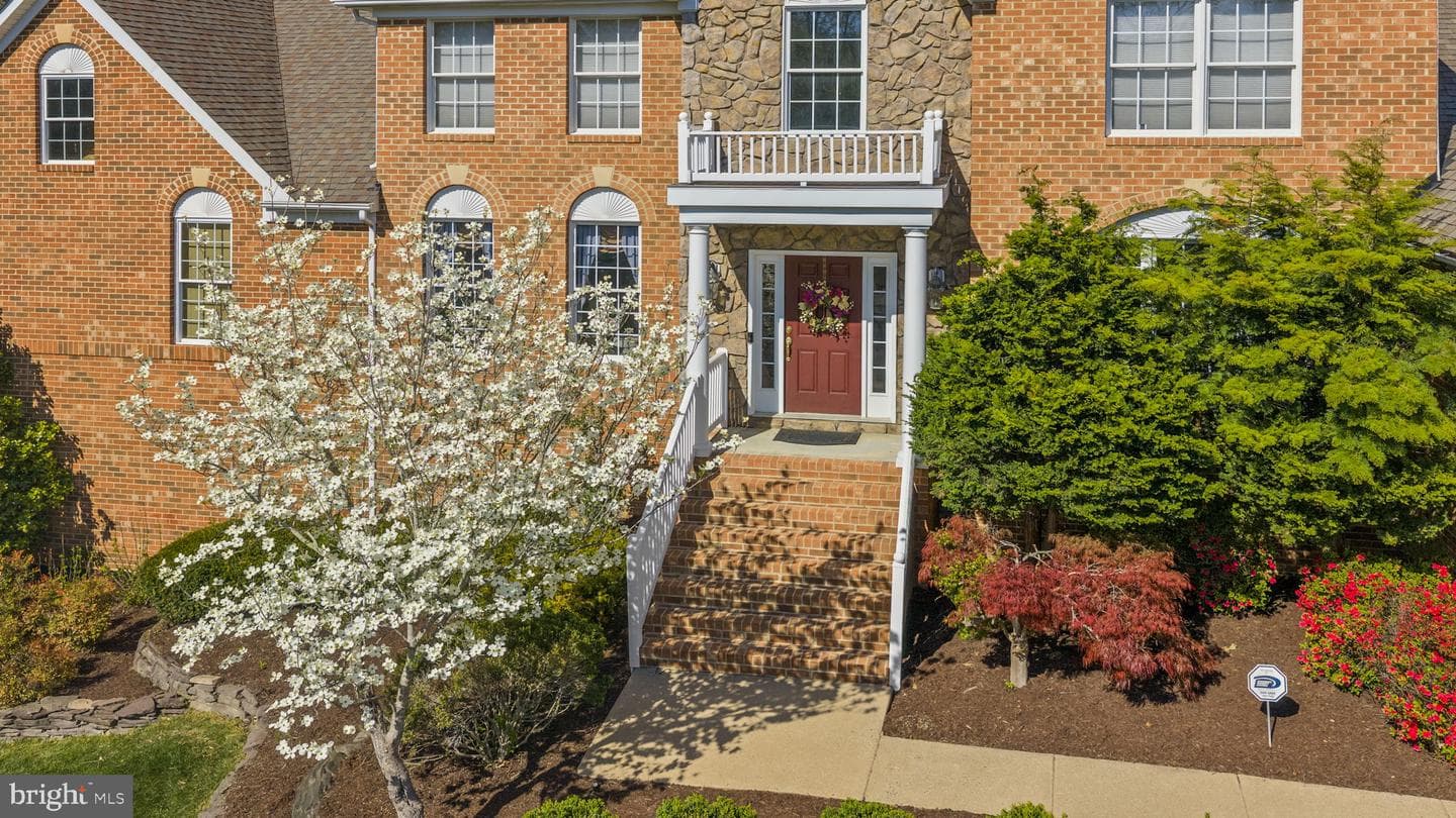 9504 Trentham Trail photo 4