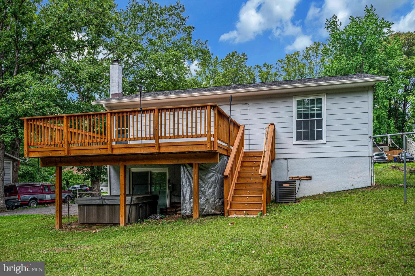 5526 Carousel Street photo 13