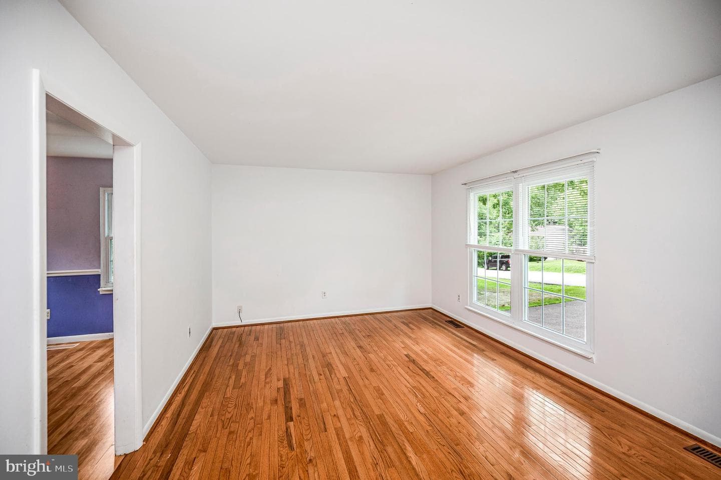 5526 Carousel Street photo 19