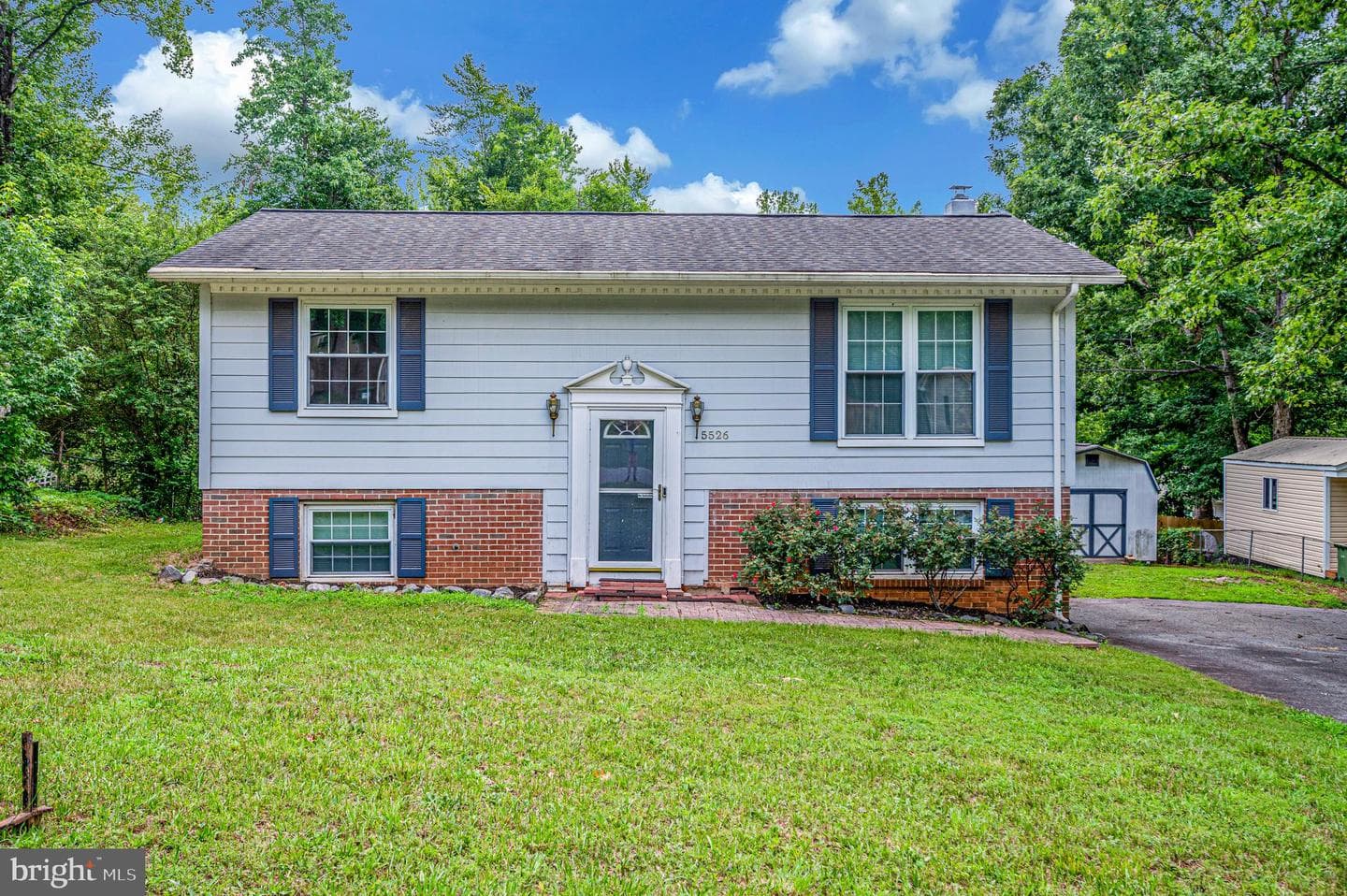 5526 Carousel Street photo 3