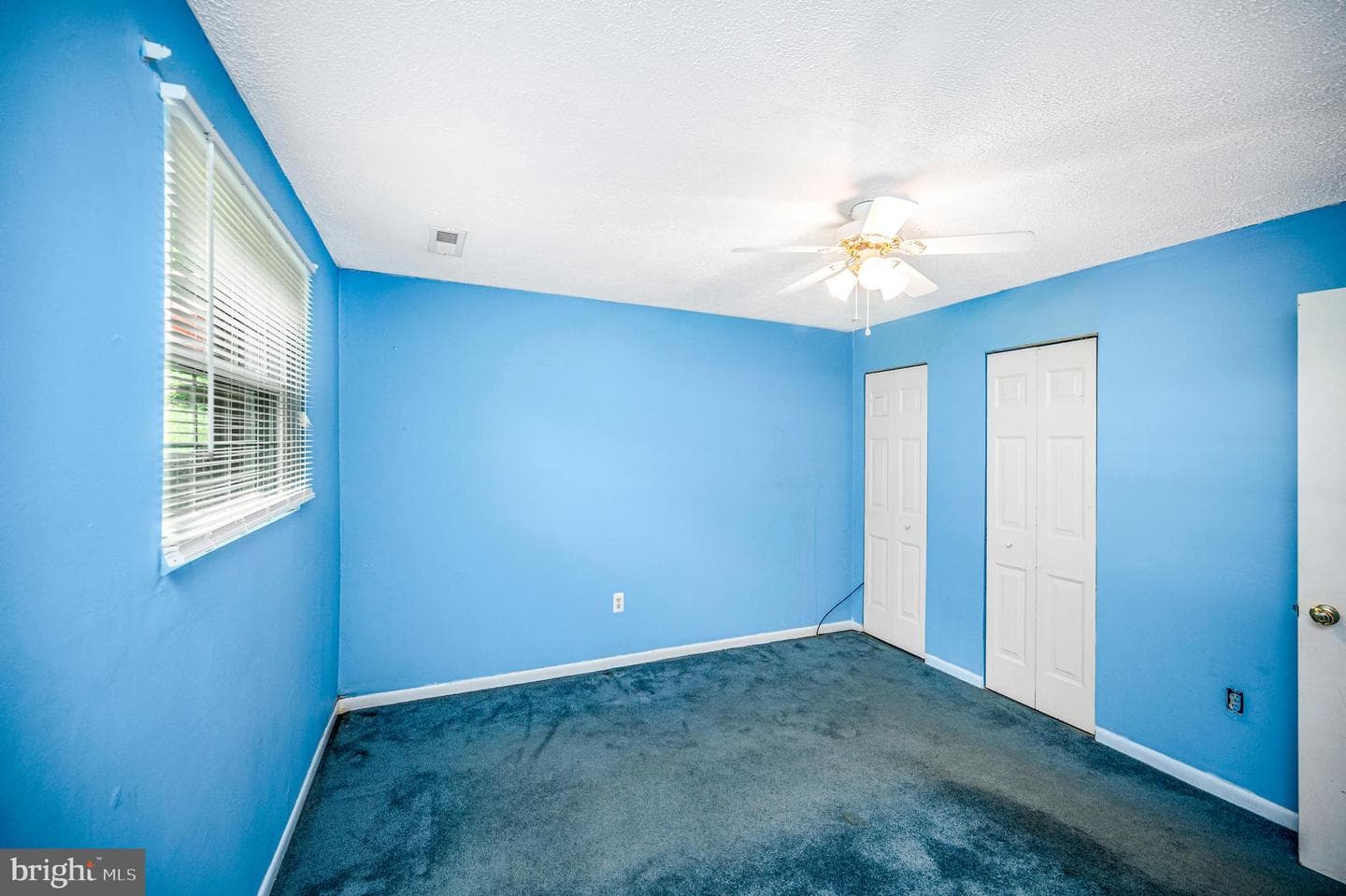 5526 Carousel Street photo 44