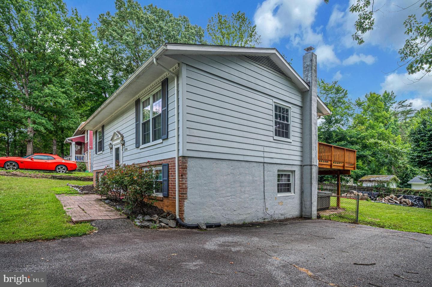5526 Carousel Street photo 8