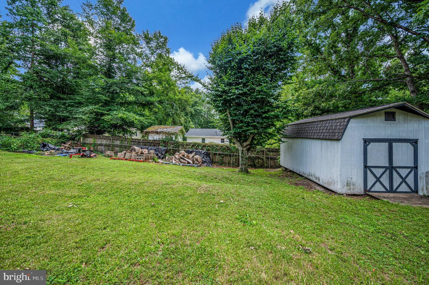 5526 Carousel Street photo 9