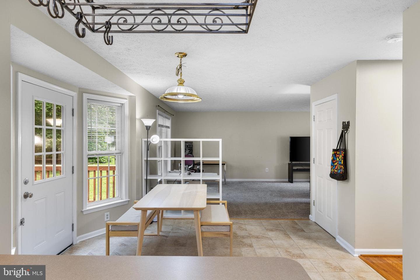 10112 Ballston Road photo 9