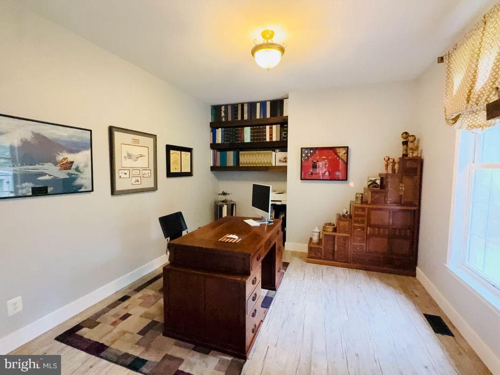 13611 Perimeter Drive photo 16