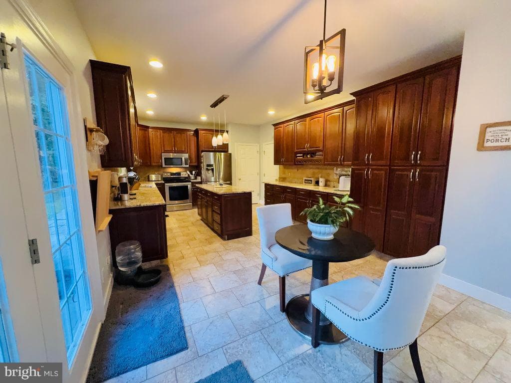 13611 Perimeter Drive photo 25