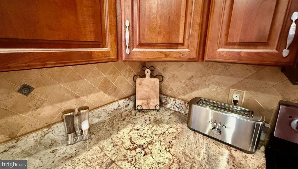 13611 Perimeter Drive photo 28