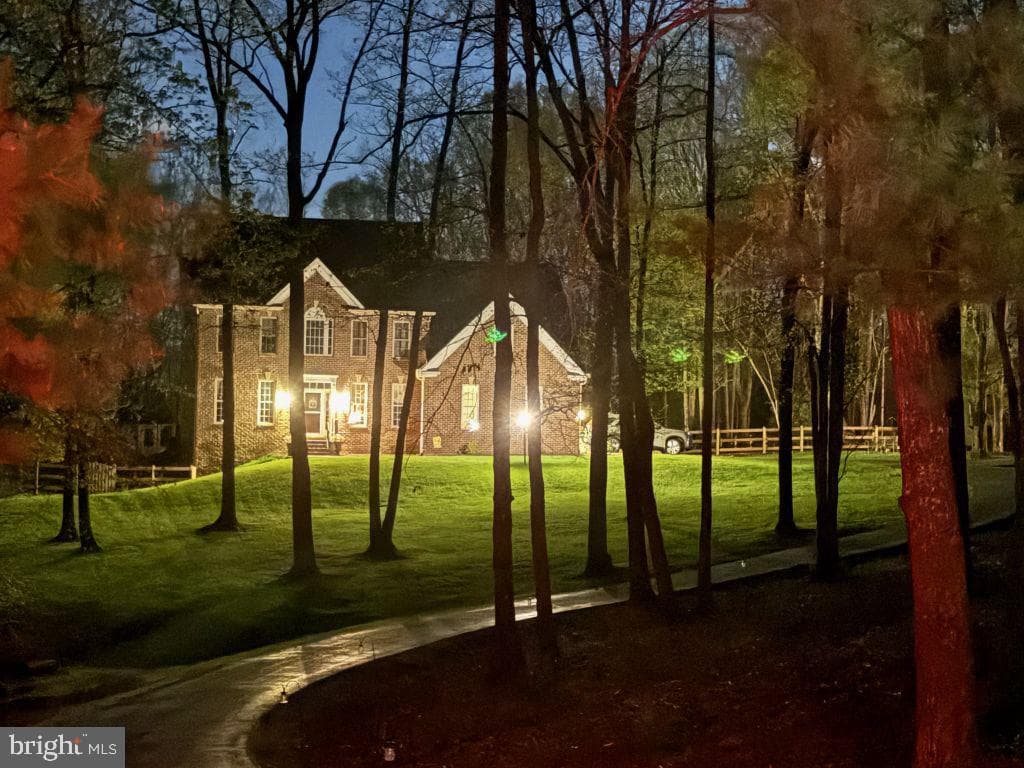 13611 Perimeter Drive photo 4
