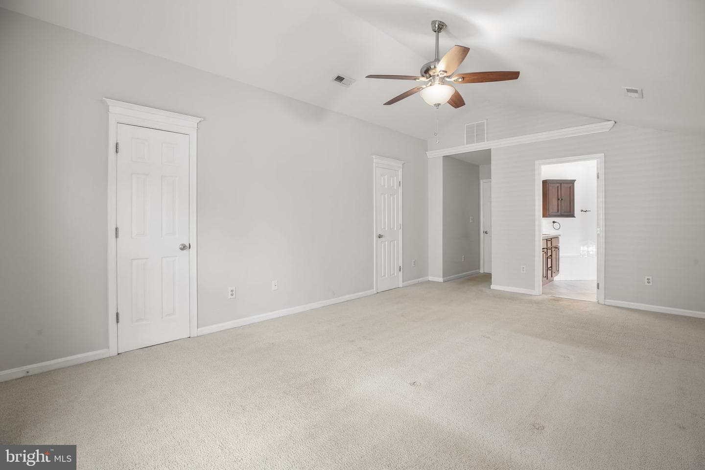 10205 N Hampton Ln photo 25