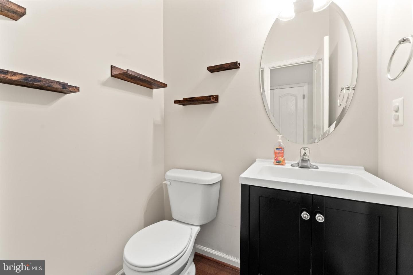 2420 Drake Lane photo 26