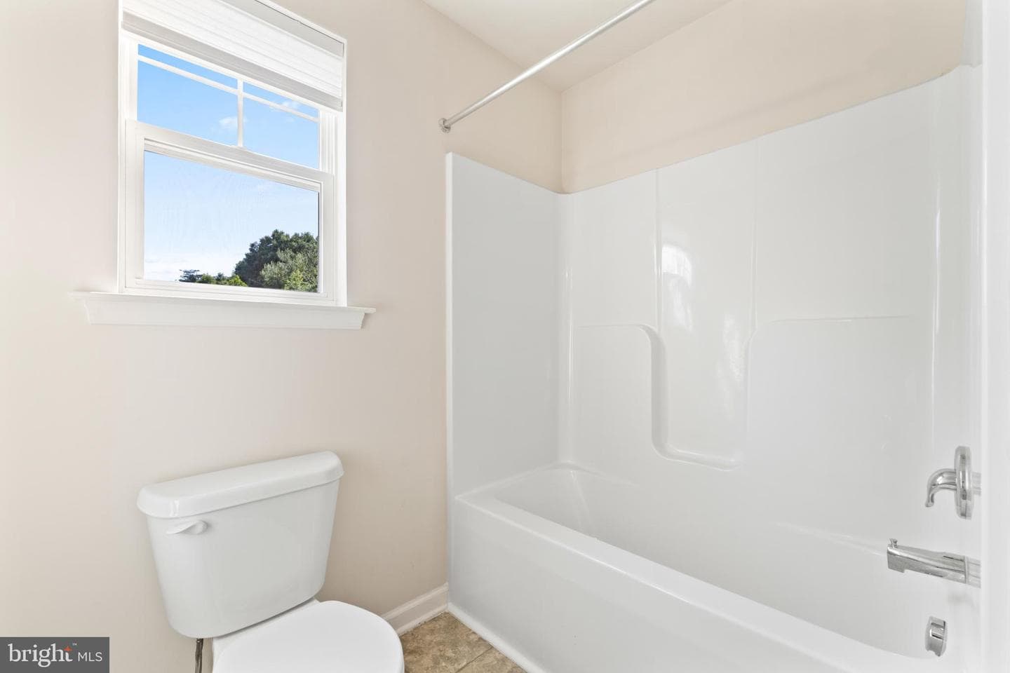 2420 Drake Lane photo 37