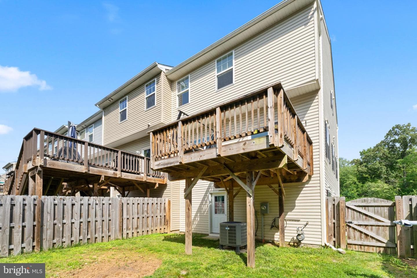 2420 Drake Lane photo 42