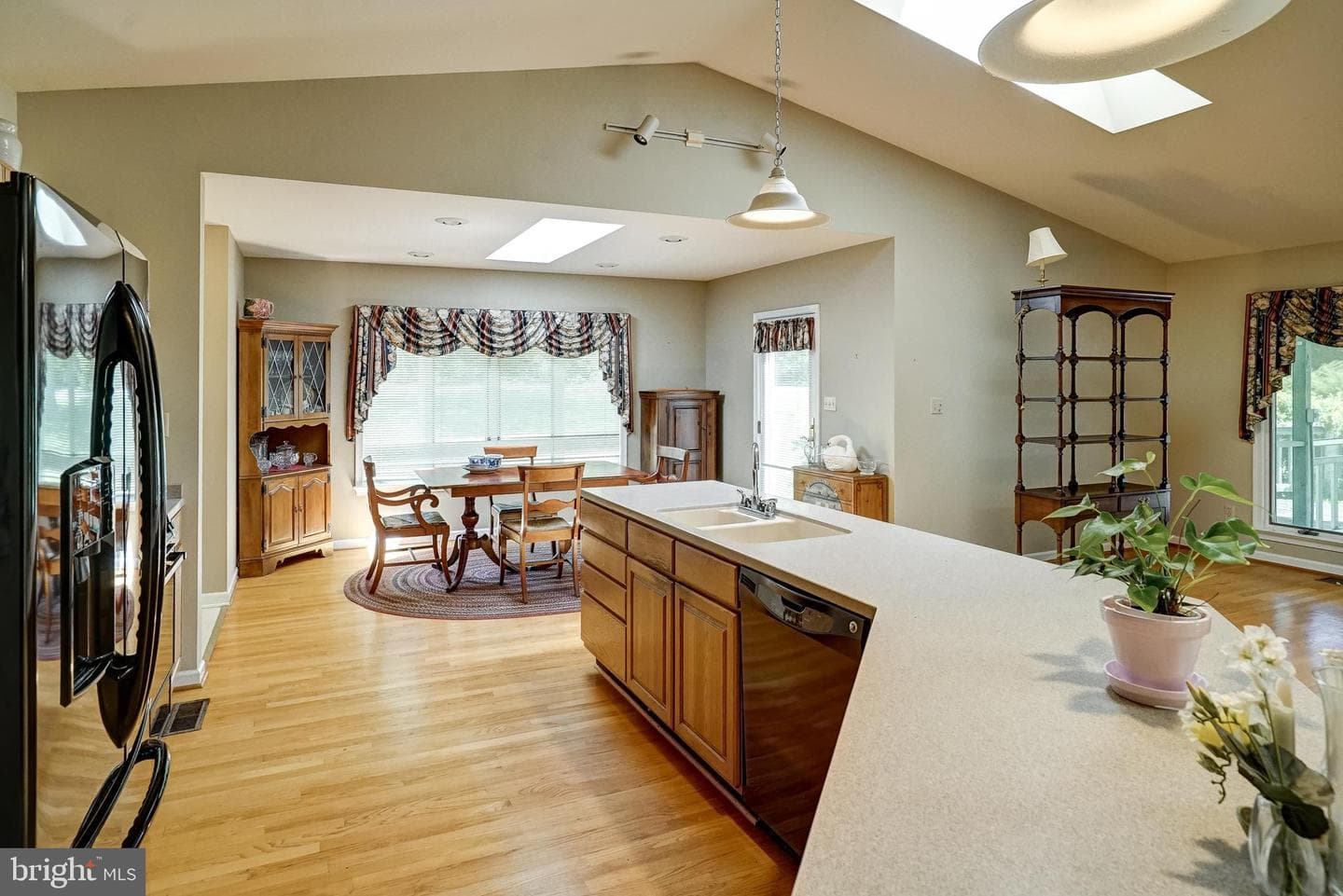 7213 Deerhill Road photo 20