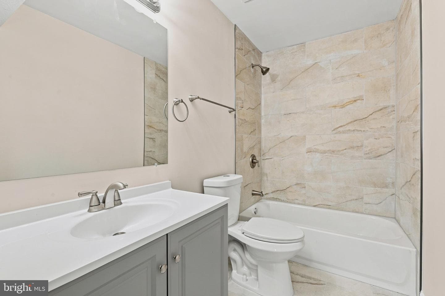 10921 Peach Tree Drive photo 27