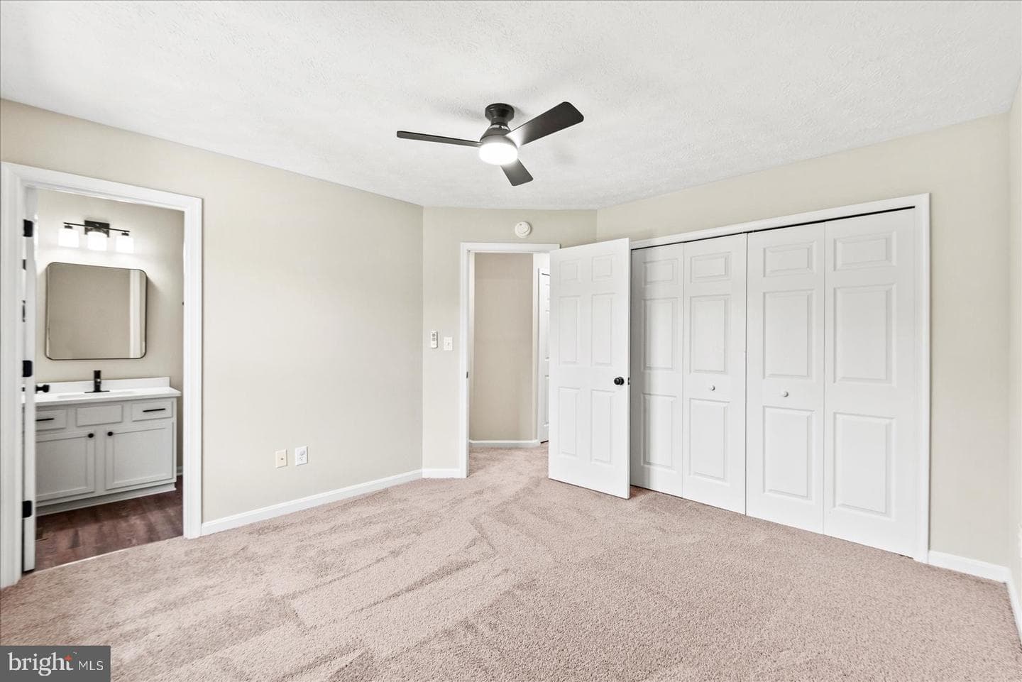 10505 Tidewater Plains Drive photo 14