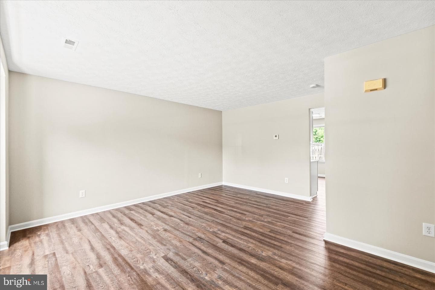 10505 Tidewater Plains Drive photo 4