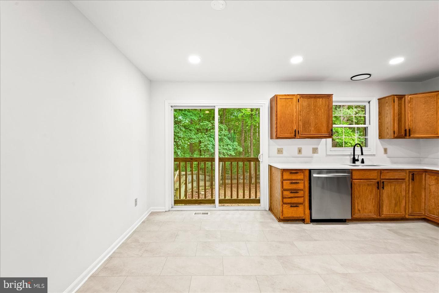 6922 Ridge Way Drive photo 14