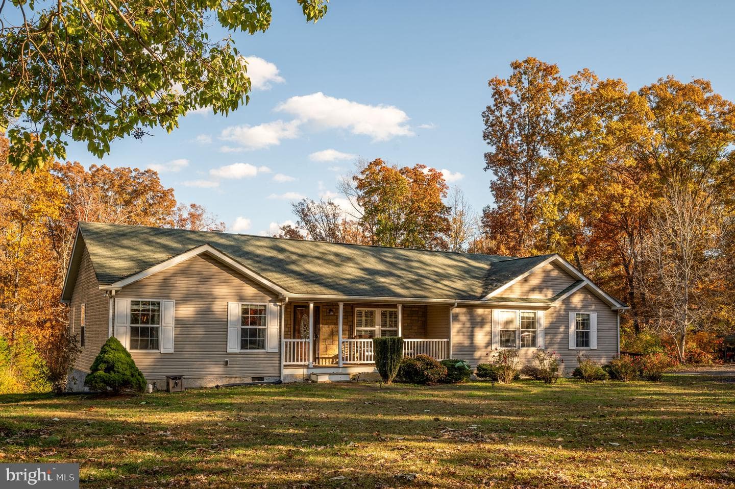 10325 Mill Pond Road photo 3