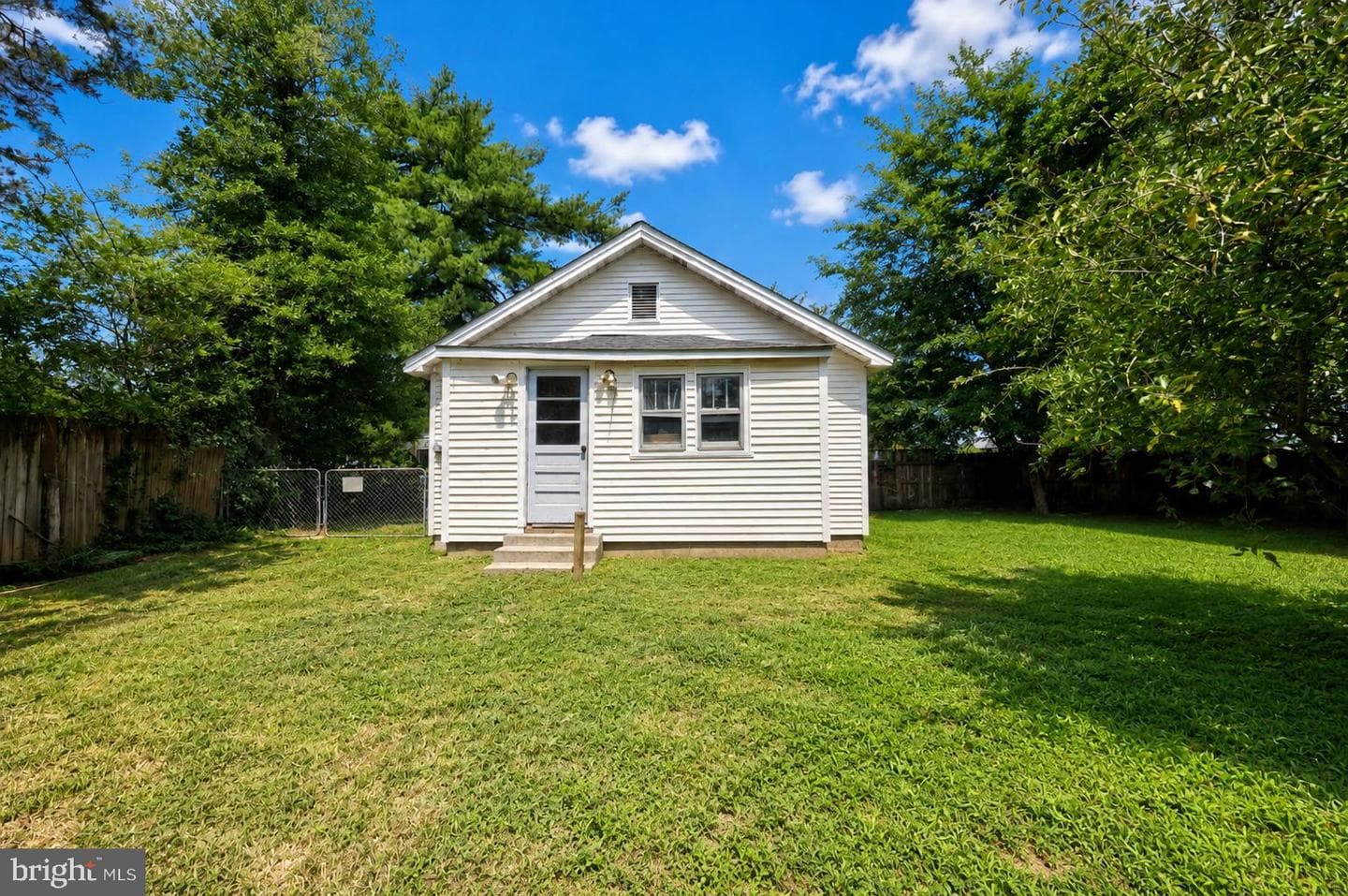 163 Mansfield Street photo 6