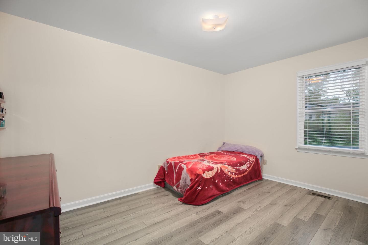 11517 Piedmont photo 17