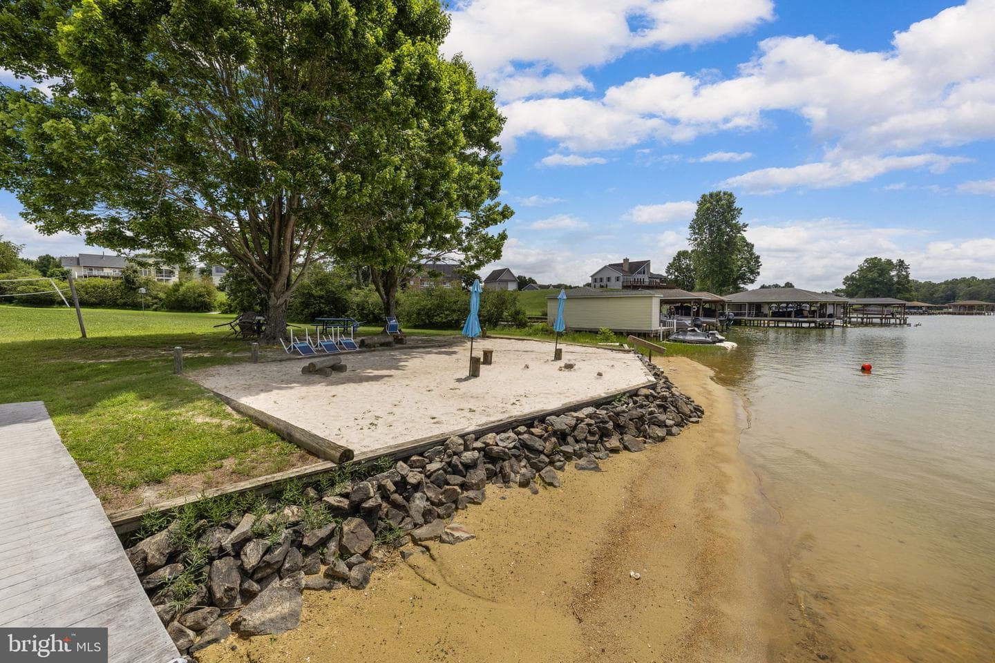 6801 Lake Pointe Drive photo 12